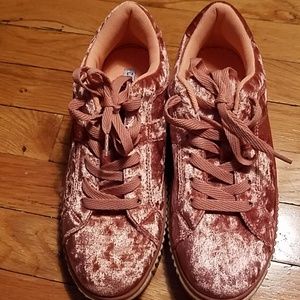 Cape Robbin Velvet Heeled Sneakers